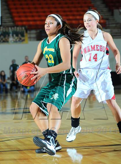 Thumbnail 2 in Wamego vs. Pratt (KSHSAA 4A 1st Round) photogallery.