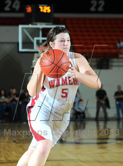 Thumbnail 1 in Wamego vs. Pratt (KSHSAA 4A 1st Round) photogallery.