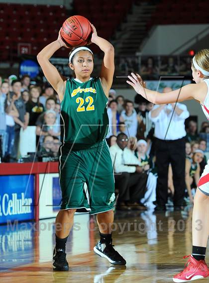 Thumbnail 1 in Wamego vs. Pratt (KSHSAA 4A 1st Round) photogallery.