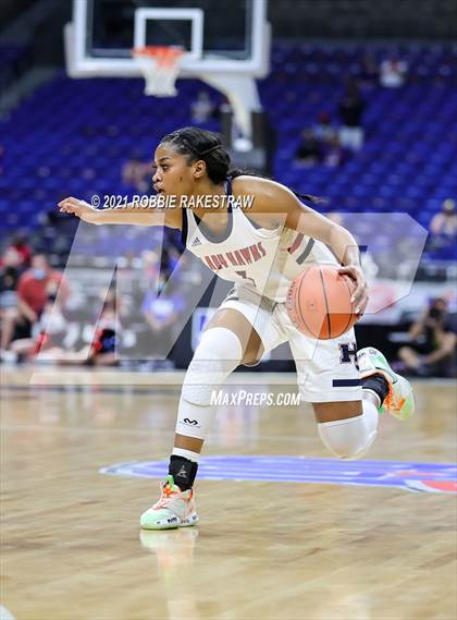 Thumbnail 2 in Hardin-Jefferson vs. Canyon (UIL 4A Final) photogallery.