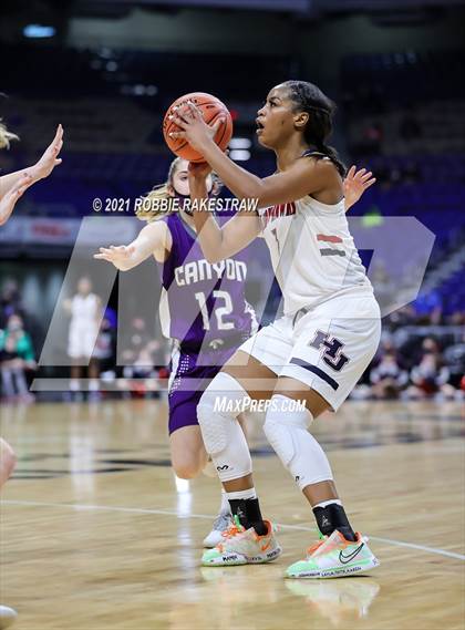 Thumbnail 3 in Hardin-Jefferson vs. Canyon (UIL 4A Final) photogallery.
