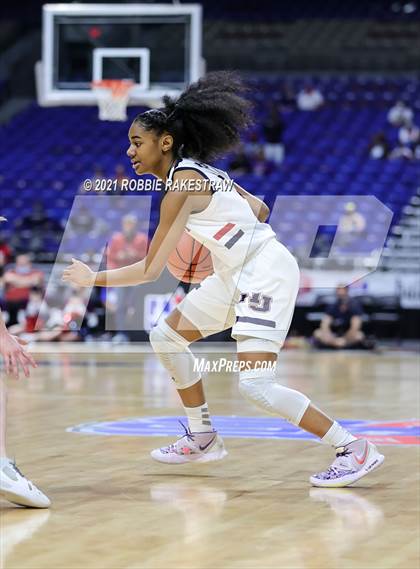 Thumbnail 1 in Hardin-Jefferson vs. Canyon (UIL 4A Final) photogallery.