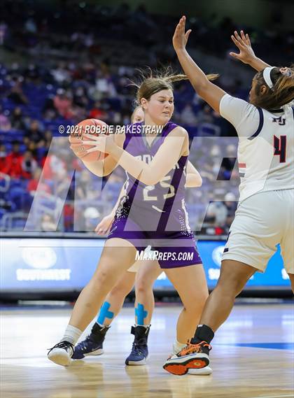 Thumbnail 2 in Hardin-Jefferson vs. Canyon (UIL 4A Final) photogallery.