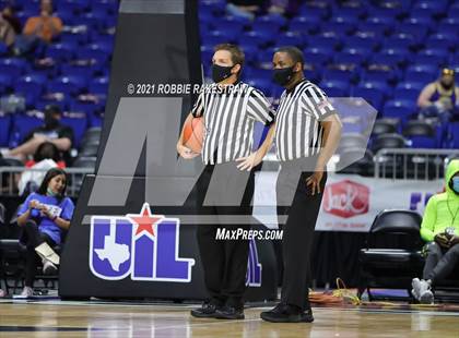 Thumbnail 1 in Hardin-Jefferson vs. Canyon (UIL 4A Final) photogallery.