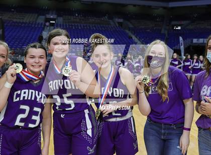 Thumbnail 3 in Hardin-Jefferson vs. Canyon (UIL 4A Final) photogallery.