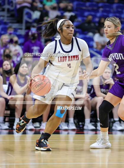 Thumbnail 1 in Hardin-Jefferson vs. Canyon (UIL 4A Final) photogallery.