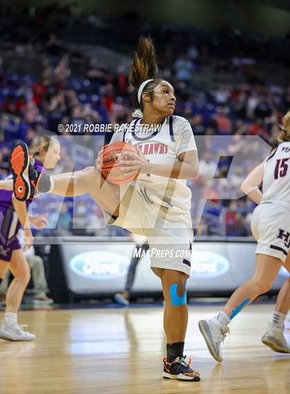 Thumbnail 1 in Hardin-Jefferson vs. Canyon (UIL 4A Final) photogallery.