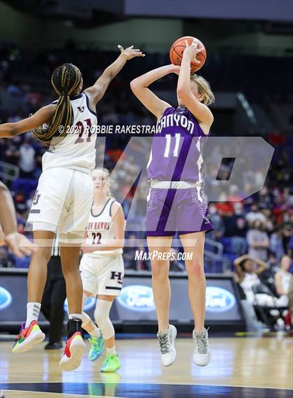 Thumbnail 1 in Hardin-Jefferson vs. Canyon (UIL 4A Final) photogallery.