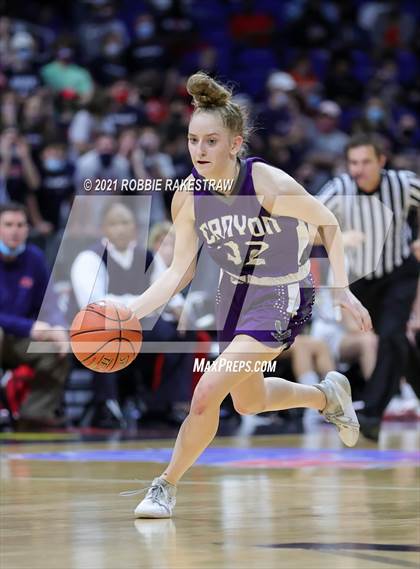 Thumbnail 2 in Hardin-Jefferson vs. Canyon (UIL 4A Final) photogallery.