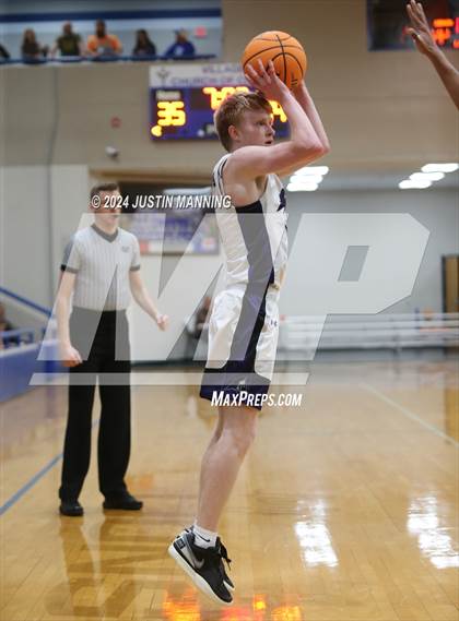 Thumbnail 3 in Centerpoint vs. Lakeside (AAA 3A-4 Regional Round 1) photogallery.