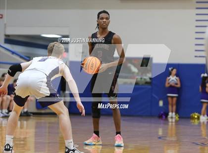 Thumbnail 1 in Centerpoint vs. Lakeside (AAA 3A-4 Regional Round 1) photogallery.
