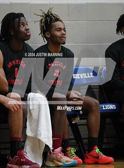 Thumbnail 2 in Centerpoint vs. Lakeside (AAA 3A-4 Regional Round 1) photogallery.