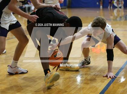 Thumbnail 1 in Centerpoint vs. Lakeside (AAA 3A-4 Regional Round 1) photogallery.