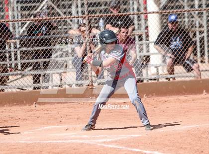 Thumbnail 2 in Florence vs. Bagdad photogallery.