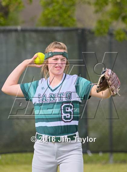 Thumbnail 3 in Santo vs Perrin (Game 1) photogallery.