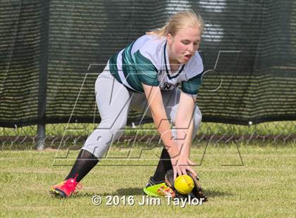 Thumbnail 3 in Santo vs Perrin (Game 1) photogallery.