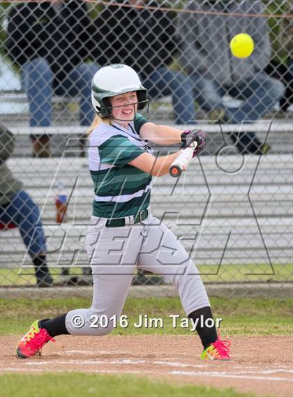 Thumbnail 2 in Santo vs Perrin (Game 1) photogallery.