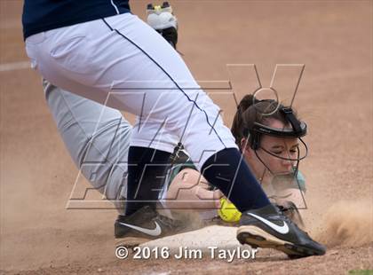 Thumbnail 1 in Santo vs Perrin (Game 1) photogallery.