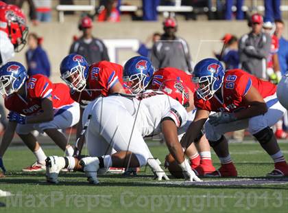 Thumbnail 3 in Cedar Hill @ Cooper (UIL 5A D2 Regional Playoff) photogallery.