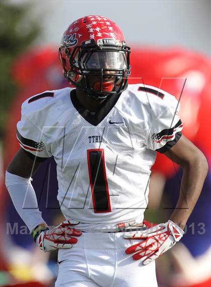 Thumbnail 3 in Cedar Hill @ Cooper (UIL 5A D2 Regional Playoff) photogallery.