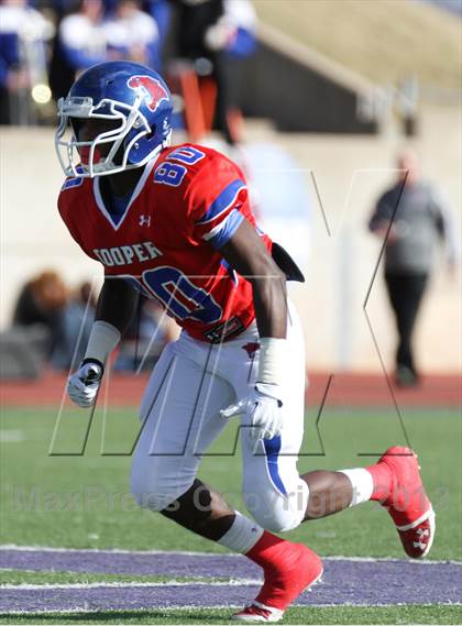 Thumbnail 3 in Cedar Hill @ Cooper (UIL 5A D2 Regional Playoff) photogallery.