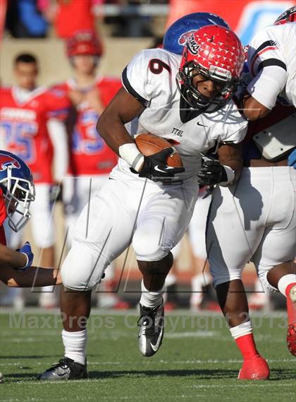 Thumbnail 2 in Cedar Hill @ Cooper (UIL 5A D2 Regional Playoff) photogallery.