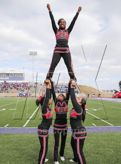 Thumbnail 1 in Cedar Hill @ Cooper (UIL 5A D2 Regional Playoff) photogallery.