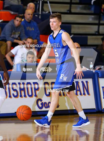 Thumbnail 2 in Federal Way vs. Sheldon (Tarkanian Classic) photogallery.