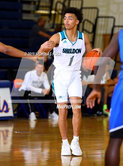 Thumbnail 1 in Federal Way vs. Sheldon (Tarkanian Classic) photogallery.