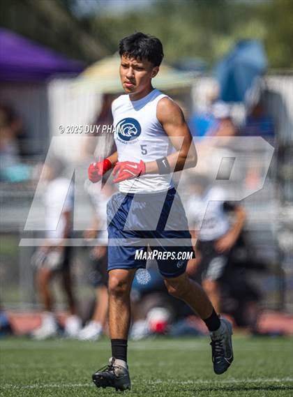 Thumbnail 3 in La Sierra vs Servite (7 on 7 Brave 8 Invitational) photogallery.