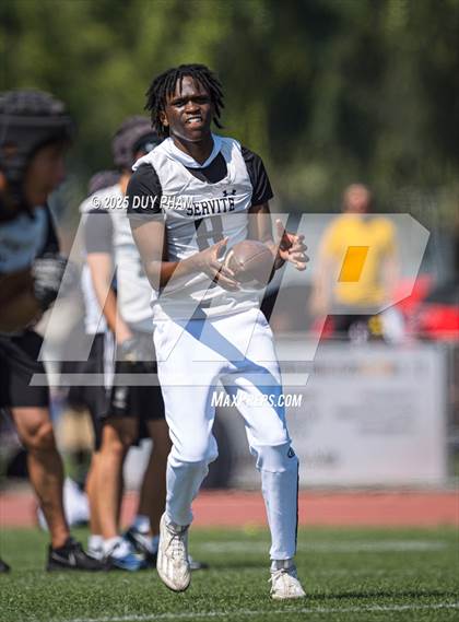 Thumbnail 2 in La Sierra vs Servite (7 on 7 Brave 8 Invitational) photogallery.