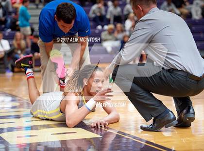 Thumbnail 2 in Tampa Catholic vs. Hillcrest Prep (Holiday Invitational) photogallery.