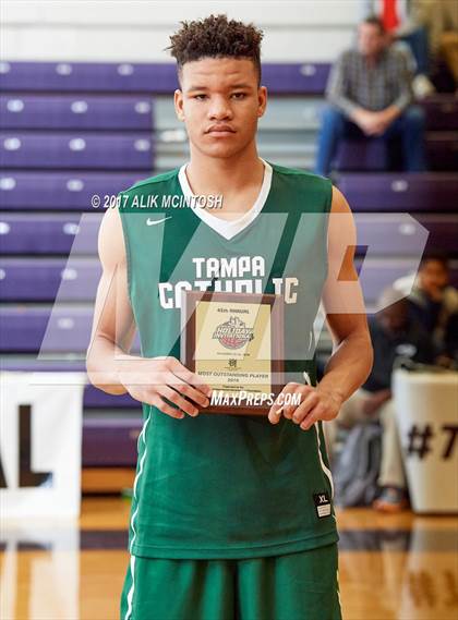 Thumbnail 1 in Tampa Catholic vs. Hillcrest Prep (Holiday Invitational) photogallery.
