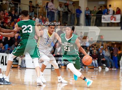 Thumbnail 2 in Tampa Catholic vs. Hillcrest Prep (Holiday Invitational) photogallery.