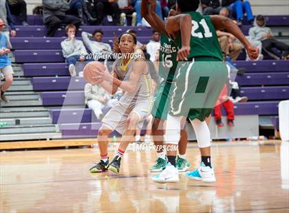 Thumbnail 3 in Tampa Catholic vs. Hillcrest Prep (Holiday Invitational) photogallery.