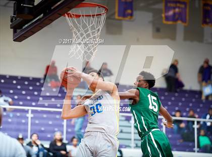Thumbnail 1 in Tampa Catholic vs. Hillcrest Prep (Holiday Invitational) photogallery.