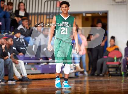 Thumbnail 3 in Tampa Catholic vs. Hillcrest Prep (Holiday Invitational) photogallery.