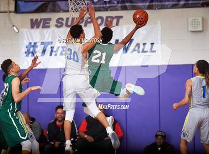 Thumbnail 2 in Tampa Catholic vs. Hillcrest Prep (Holiday Invitational) photogallery.