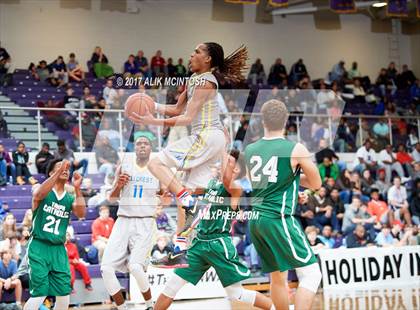 Thumbnail 1 in Tampa Catholic vs. Hillcrest Prep (Holiday Invitational) photogallery.