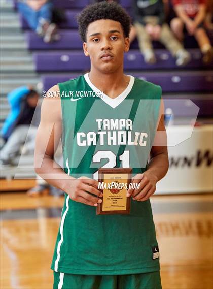 Thumbnail 2 in Tampa Catholic vs. Hillcrest Prep (Holiday Invitational) photogallery.