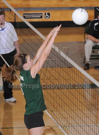 Thumbnail 1 in Thousand Oaks @ Moorpark photogallery.