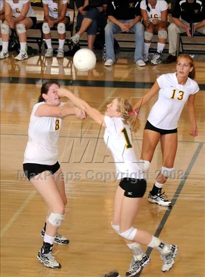 Thumbnail 2 in Thousand Oaks @ Moorpark photogallery.