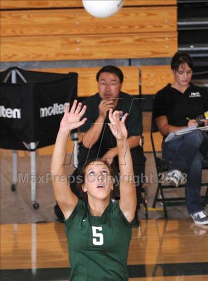 Thumbnail 3 in Thousand Oaks @ Moorpark photogallery.