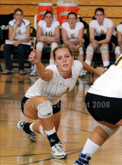 Thumbnail 1 in Thousand Oaks @ Moorpark photogallery.
