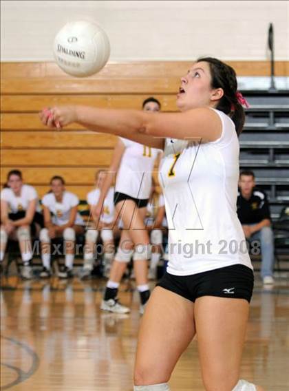 Thumbnail 3 in Thousand Oaks @ Moorpark photogallery.