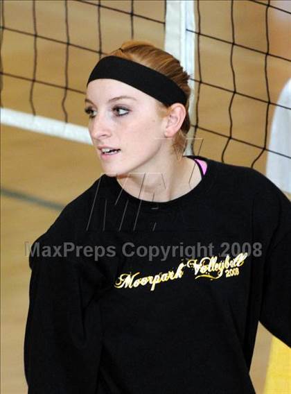 Thumbnail 1 in Thousand Oaks @ Moorpark photogallery.