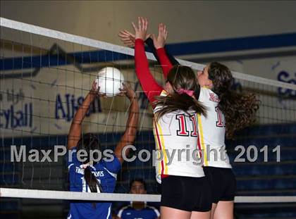Thumbnail 2 in Oakdale @ Sierra photogallery.