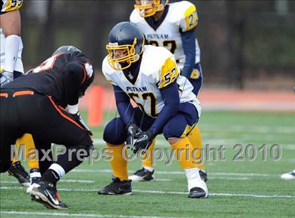 Thumbnail 2 in South Hadley vs. Putnam Vo-Tech (MIAA Division II West Final) photogallery.