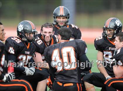 Thumbnail 1 in South Hadley vs. Putnam Vo-Tech (MIAA Division II West Final) photogallery.