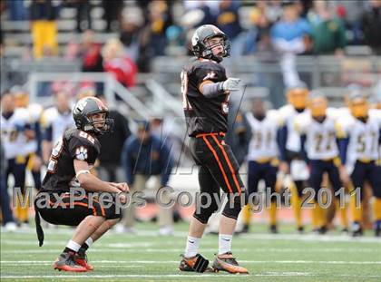 Thumbnail 3 in South Hadley vs. Putnam Vo-Tech (MIAA Division II West Final) photogallery.